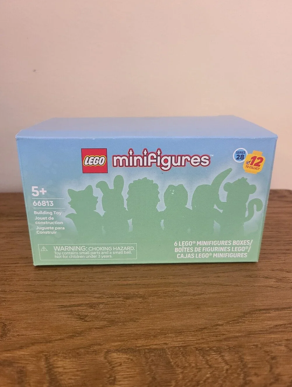 NEW SEALED LEGO CMF Series 28 Minifigures Box of 6 (Lion, Frog, Parrot & more!)